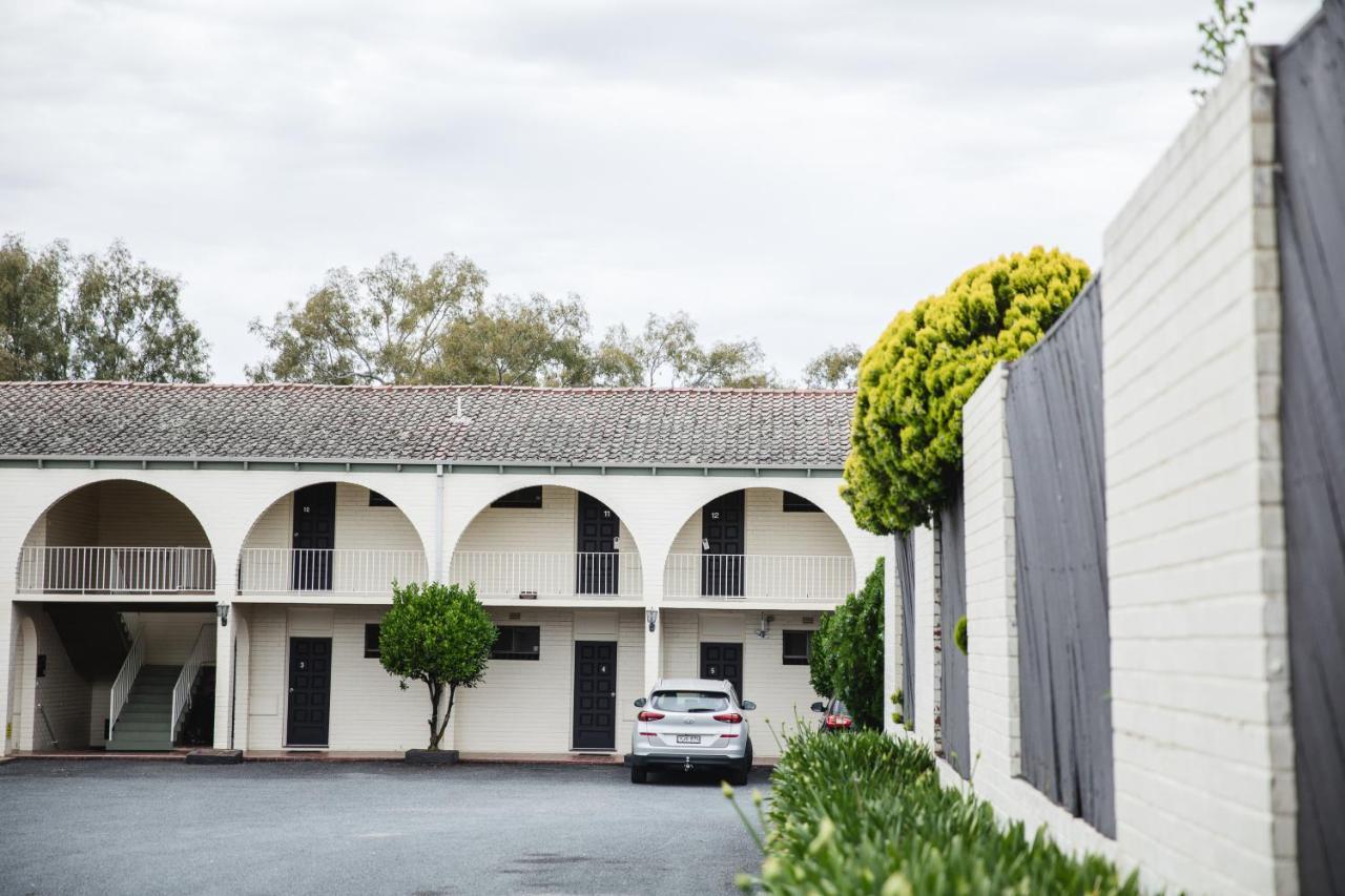 Harriet House Tumut Motel Dış mekan fotoğraf
