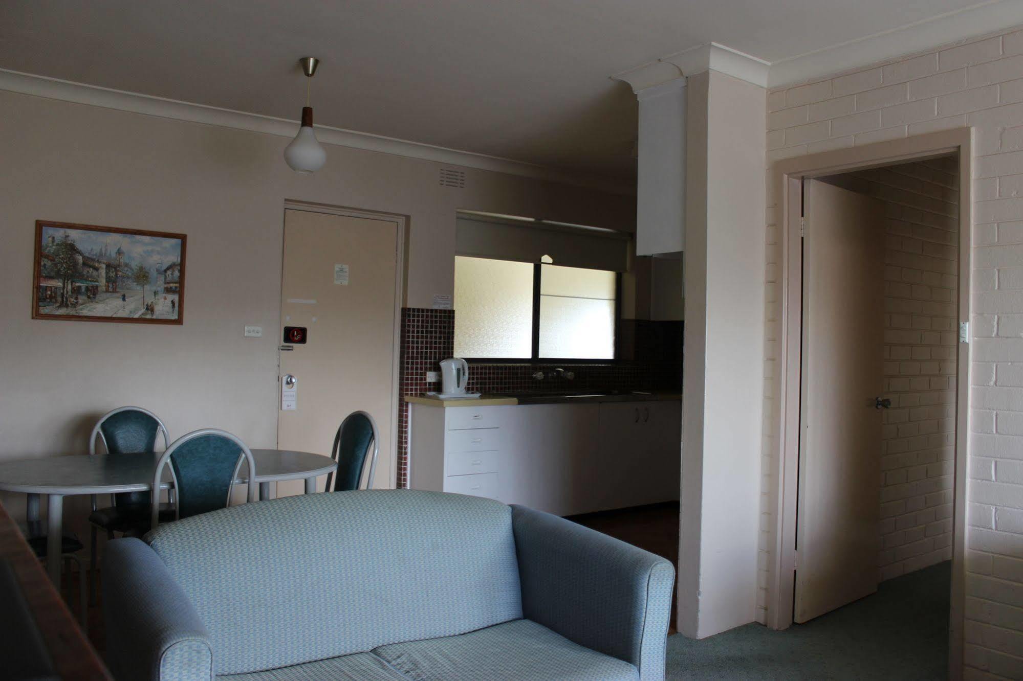 Harriet House Tumut Motel Dış mekan fotoğraf