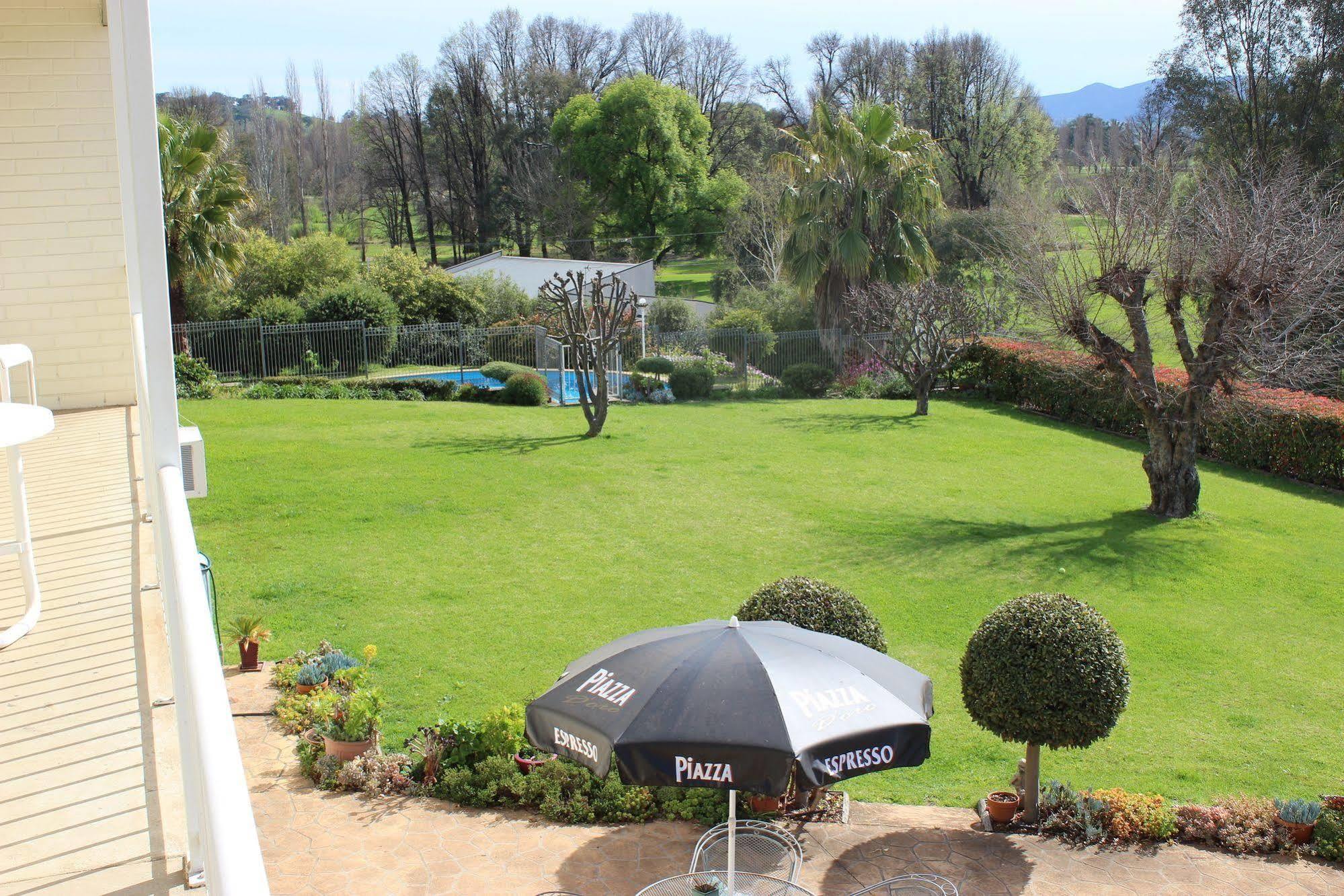 Harriet House Tumut Motel Dış mekan fotoğraf